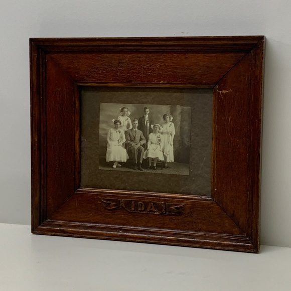 1911 Antique IDA Hardwood Framed Birthday Gift Family Photograph 19" x 17" - Picture 6 of 16